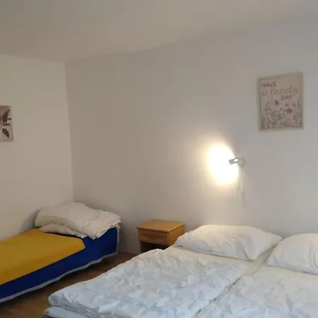 Hannah - Relax Dom Pod Orechom I4 Travnica Exterior photo
